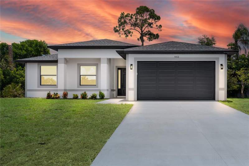 923 CUMBERLAND ROAD home for sale in South Venice