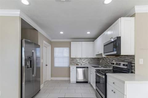 4933 Balboa Drive, Orlando FL - photo 6 of 34