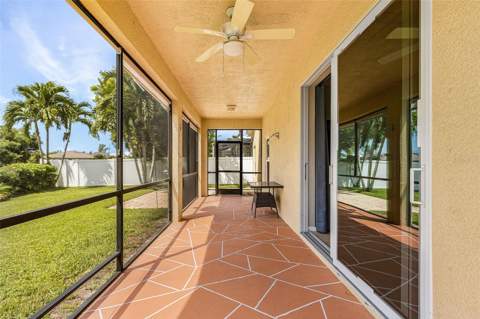 2229 Cape Heather Circle, Cape Coral FL - photo 10 of 33