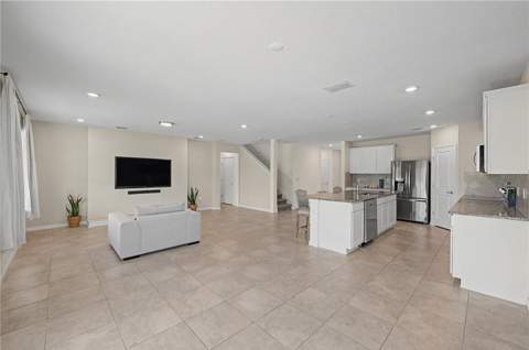 3891 Capri Coast Drive, Plant City FL - photo 14 of 60