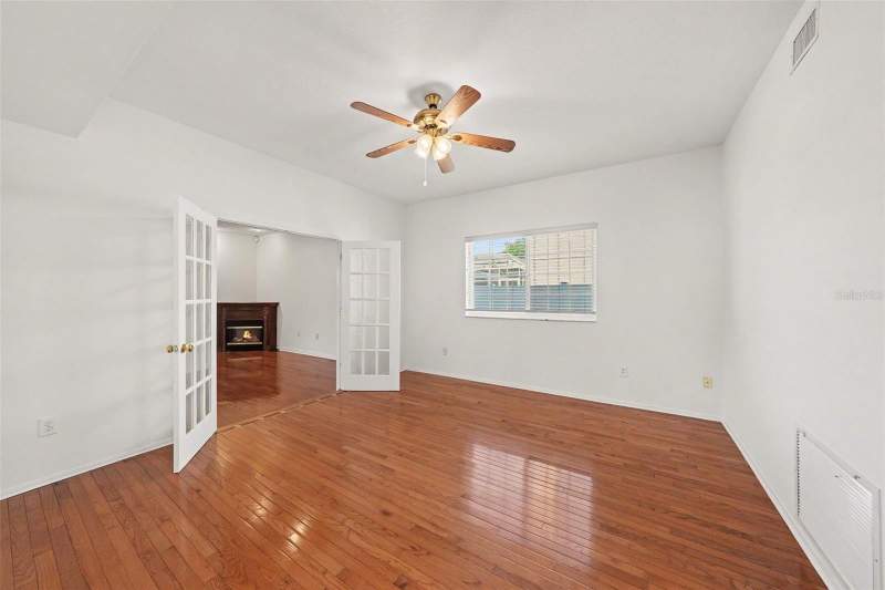 5 bedroom Single Family Residence at 4227 Balington Drive, Buckhorn Preserve Ph 1, Valrico — photo 3