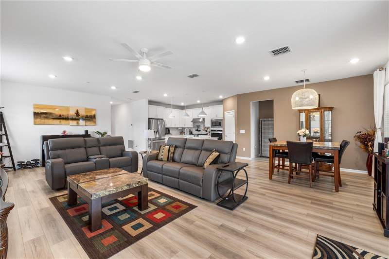 3 bedroom Single Family Residence at 783 Little Cloud Place, Valri Forest Ph 1 & 2, Valrico — photo 5