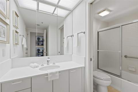 2550 Harbourside Drive #333, Longboat Key FL - photo 22 of 44