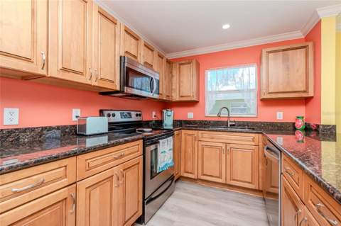 5605 Shore Boulevard #1B, Gulfport FL - photo 13 of 49
