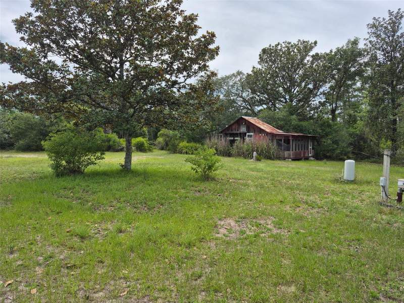 2 bedroom Single Family Residence at 15764 NE 235th Place, Ocala National Forest Campsites, Fort Mc Coy — photo 2