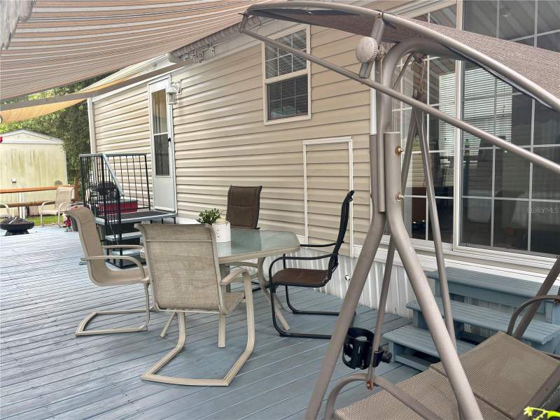 1 bedroom Manufactured Home at 3255 NE 104th Avenue, Town Park At The Wilderness Rv Park Estates, Silver Springs — photo 5