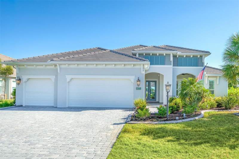 4 bedroom Single Family Residence at 11165 Hogan Circle, Boca Royale, Englewood — photo 3