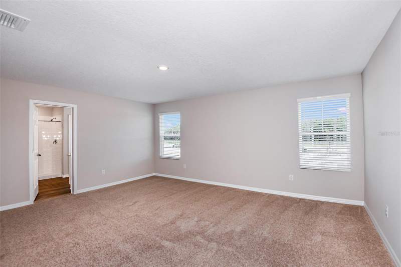 5 bedroom Single Family Residence at 33647 Noble Creek Place, Pasadena Woods, Dade City — photo 4