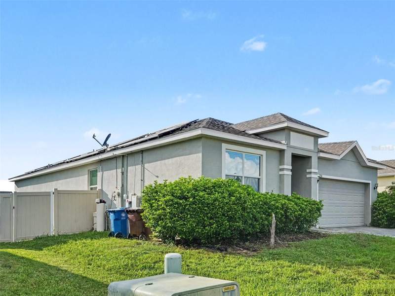 4 bedroom Single Family Residence at 230 Tarpon Bay Boulevard, Tarpon Bay, Haines City — photo 3