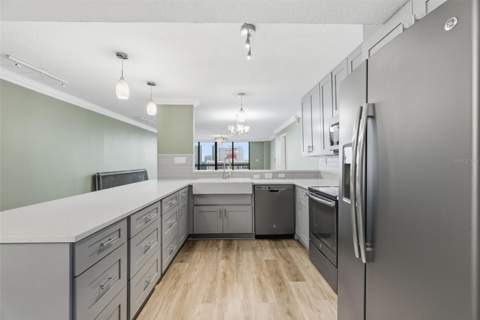 2413 Bayshore Boulevard #1004, Tampa FL - photo 13 of 50