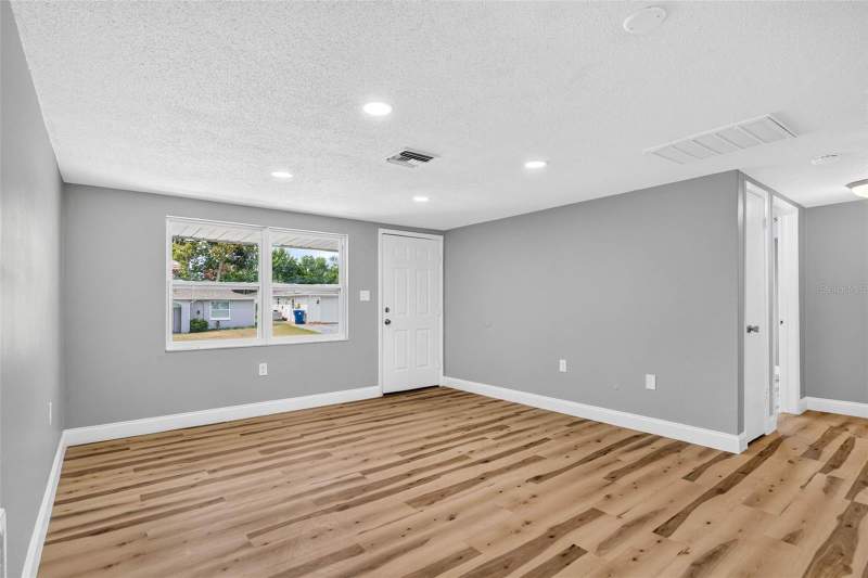 3 bedroom Single Family Residence at 9516 Gray Fox Lane, Regency Park, Port Richey — photo 3