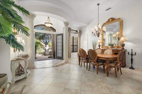 7651 Portstewart Drive, Lakewood Ranch FL - photo 6 of 59