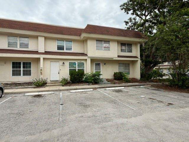 2 bedroom Townhouse at 3755 Amherst Way #34, Fairway Oaks, Sarasota — photo 3