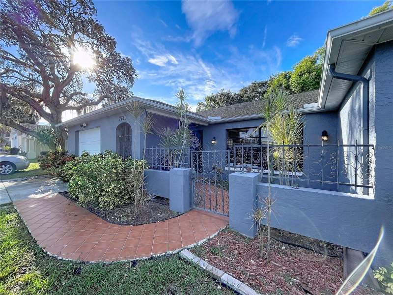 3 bedroom Single Family Residence at 7740 Turnbridge Drive, Regency Park, Port Richey — photo 3