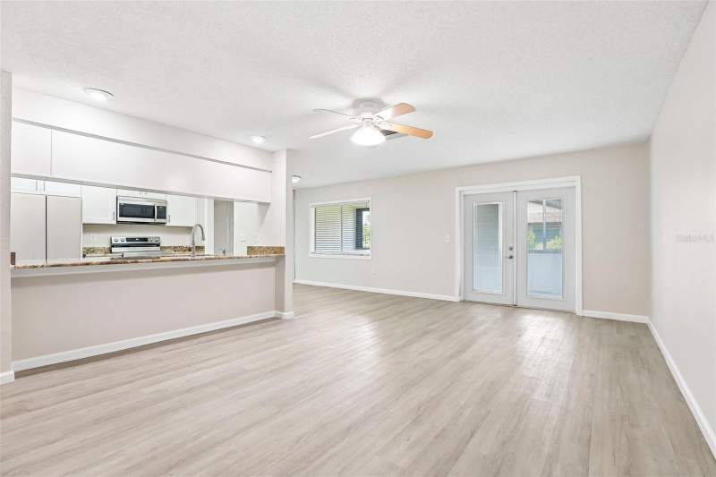 2 bedroom Villa at 1202 11th Circle, New Haven Condo, Largo — photo 4