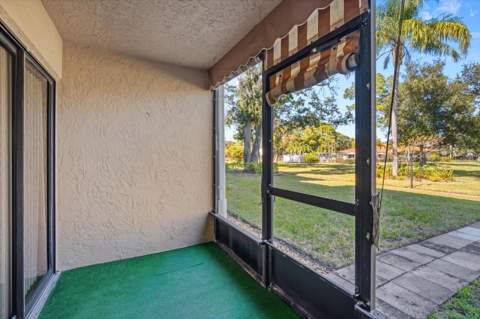 4910 Bay Street #105, St Petersburg FL - photo 15 of 22
