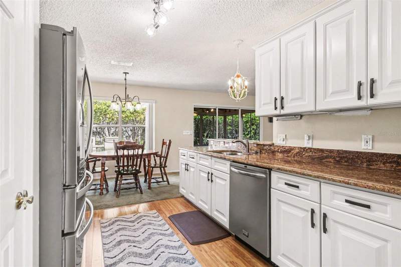 2 bedroom Single Family Residence at 1239 Chaparral Drive, Villages Of Sumter Unit 19, The Villages — photo 5