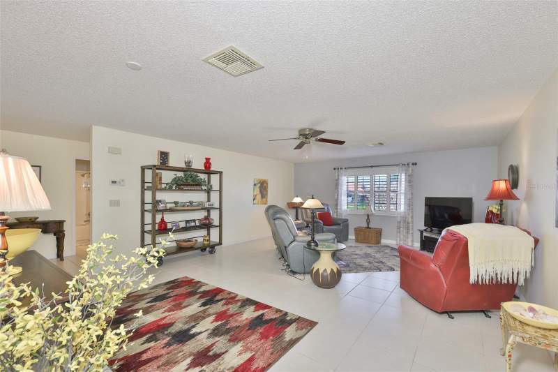 2 bedroom Single Family Residence at 1809 Granville Lane, Greenbriar Sub Ph 1, Sun City Center — photo 4