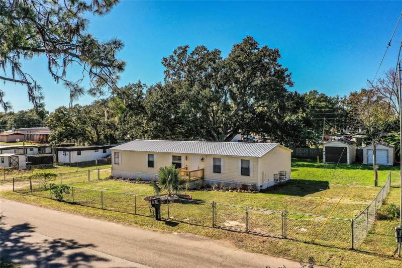 4 bedroom Manufactured Home at 6416 Shiflett Avenue, Marvins Sub, Lakeland — photo 5