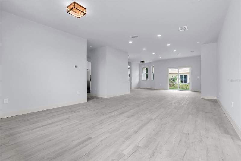 4 bedroom Single Family Residence at 965 NANCY COURT, POINCIANA VILLAGE 5 NBHD 1, KISSIMMEE — photo 3