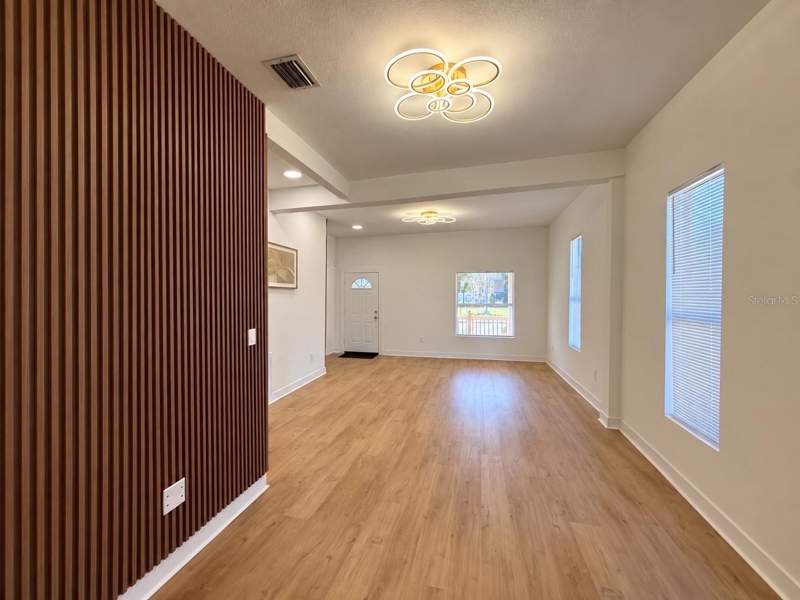 3 bedroom Single Family Residence at 1216 Historic Goldsboro Boulevard, South Sanford, Sanford — photo 4