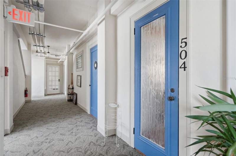 1 bedroom Condominium at 130 4th Avenue #504, Flori De Leon Apts Co-Op, St Petersburg — photo 3