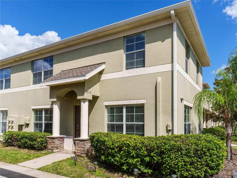9812 TRUMPET VINE LOOP home for sale in Thousand Oaks East