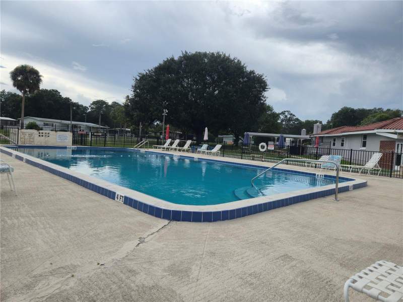 2 bedroom Manufactured Home at 6605 NE 1st Lane, Ocala East Villas Un 01, Ocala — photo 5