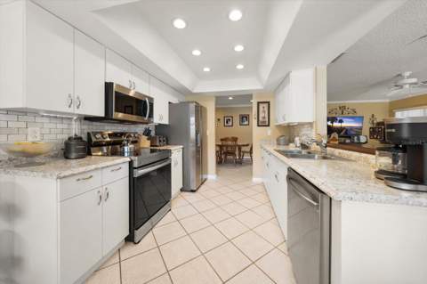 2211 Portside Passage, Palm Harbor FL - photo 13 of 55
