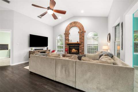 2712 NW 29th Place, Gainesville FL - photo 10 of 48
