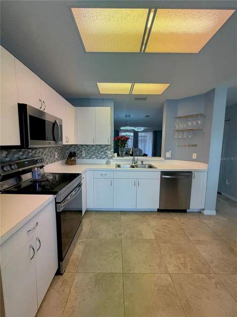2122 Clover Hill Road, Palm Harbor FL - photo 6 of 6
