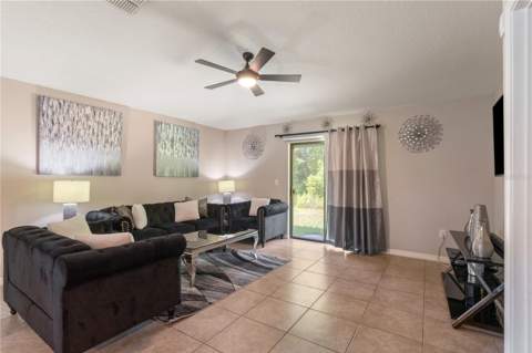 2987 Moulden Hollow Drive, Zephyrhills FL - photo 7 of 28