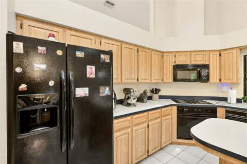 9757 Hermosillo Drive, New Port Richey FL - photo 16 of 55
