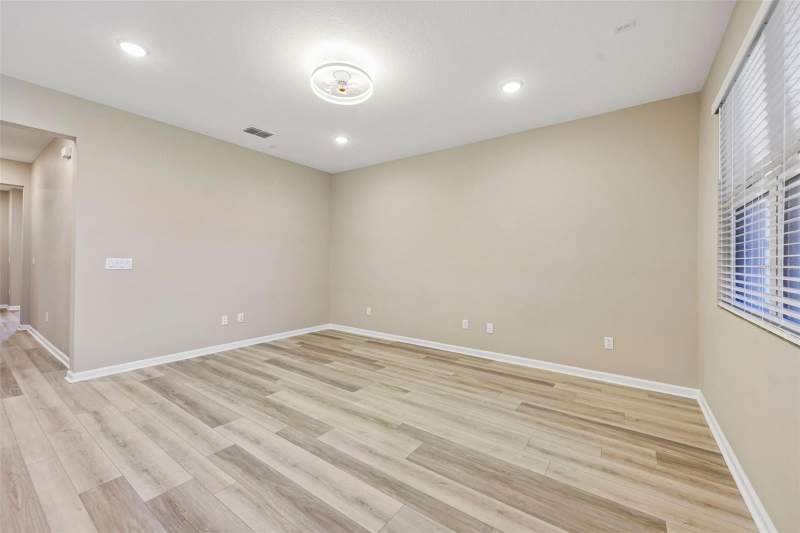 3 bedroom Single Family Residence at 31719 Broadwater Avenue, Seasons/Pk Hill, Leesburg — photo 5