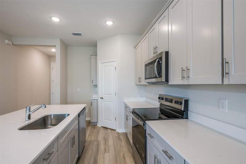 2 bedroom Single Family Residence at 6140 SW 96th Place, Cherrywood Preserve, Ocala — photo 4