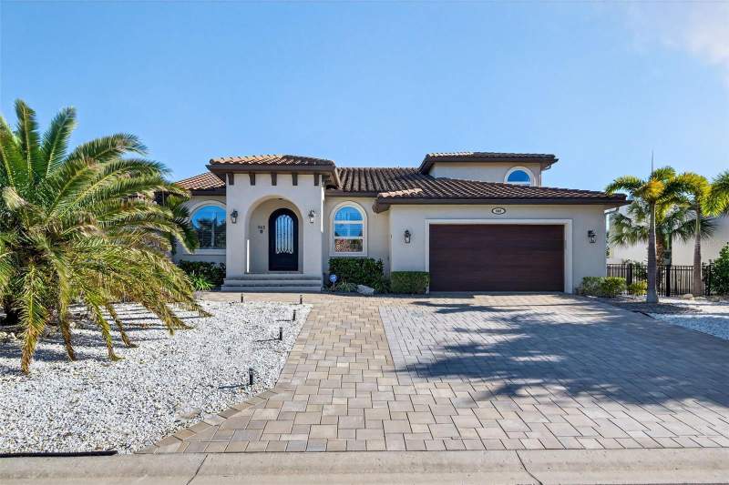 562 RANGER LANE home for sale in Country Club Shores