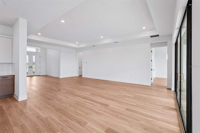 3 bedroom Single Family Residence at 12652 Ivory Tusk Lane, Serengeti, Spring Hill — photo 2