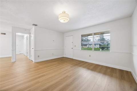 3688 Rundo Drive, Orlando FL - photo 7 of 17