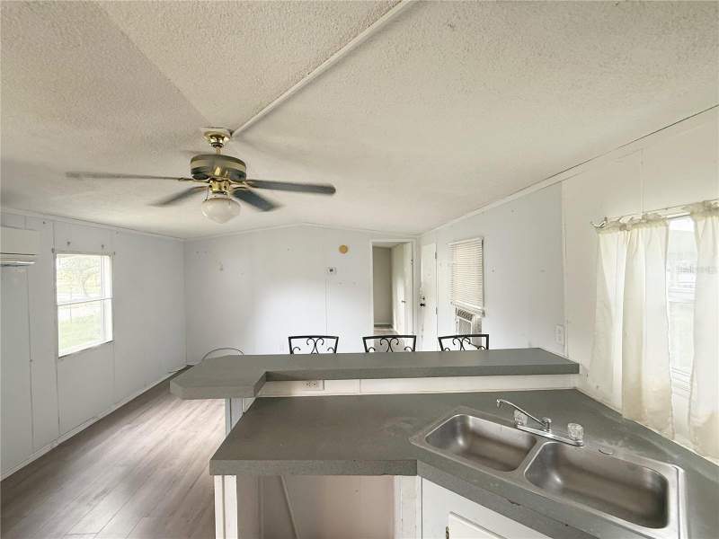 2 bedroom Manufactured Home at 11184 SW 108th Street, Rainbow Spgs Heights, Dunnellon — photo 5