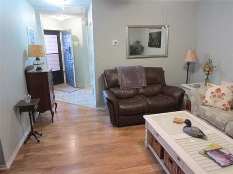 4922 Grist Mill Circle, New Port Richey FL - photo 10 of 43