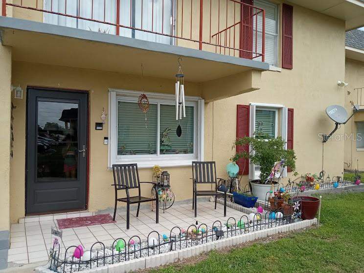 933 W OAK RIDGE ROAD #933 B home for sale in Weatherly Yacht Club Condo At Lake Condos for Sale: 6 Listings