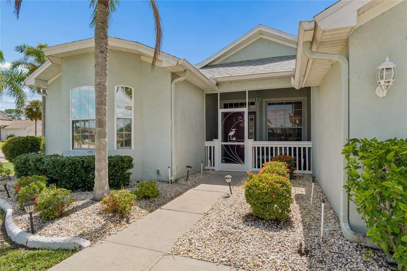 3 bedroom Single Family Residence at 1119 Villeroy Drive, Sun City Center Unit 260, Sun City Center — photo 4