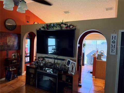 6224 Tabogi Trail, Wesley Chapel FL - photo 7 of 14