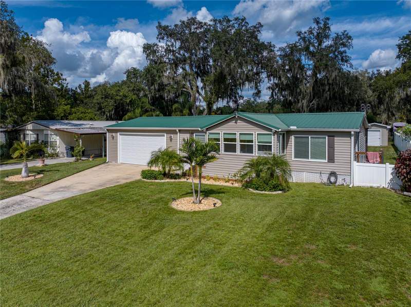 2 bedroom Manufactured Home - Post 1977 at 4943 ROLLINGLEN LOOP, ROLLINGLEN PH 03 A, LAKELAND — photo 1