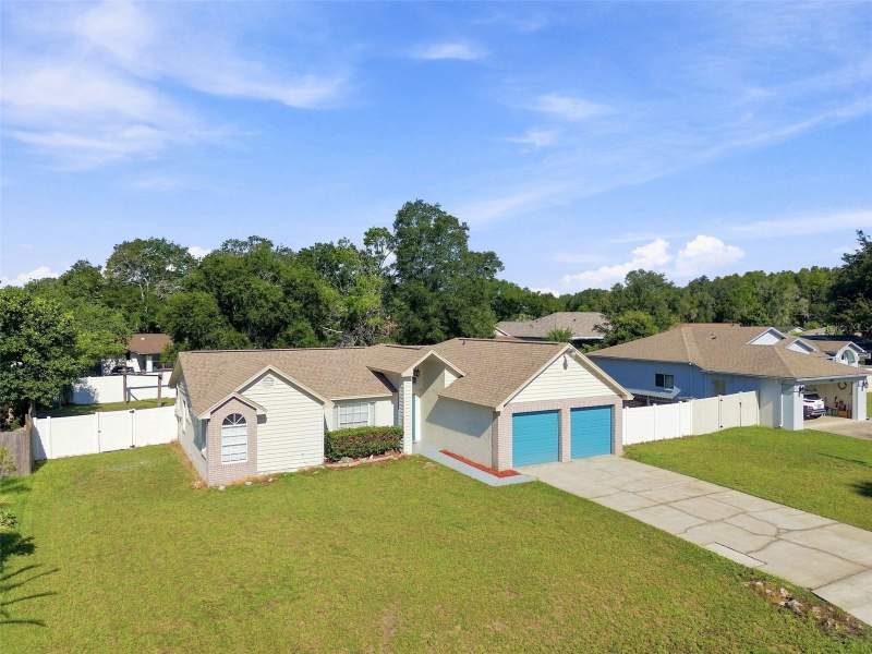 4745 CANTERBURY DRIVE home for sale in Lake Padgett Estates