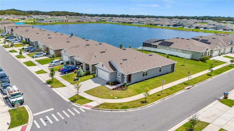 3 bedroom Single Family Residence at 1702 Walnut Crk Drive, Kindred, Kissimmee — photo 4