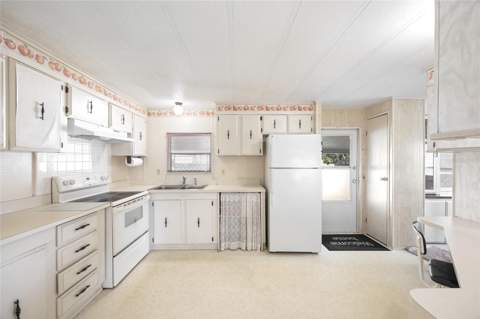 2127 Wailua Drive, Holiday FL - photo 18 of 50