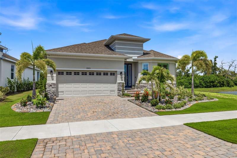 4 bedroom Single Family Residence at 1065 Signet Drive, Marisol Pointe, Apollo Beach — photo 4