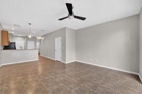 5028 White Sanderling Court, Tampa FL - photo 18 of 60