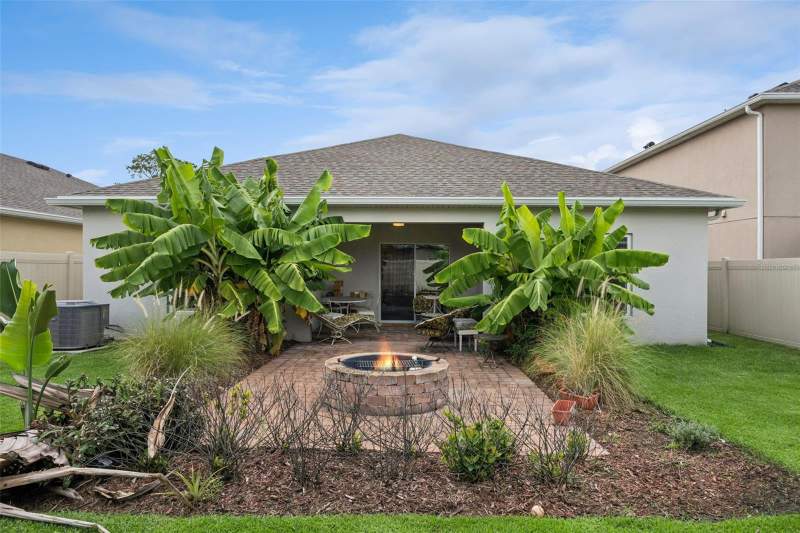 3 bedroom Single Family Residence at 1055 Chase Austin Way, Celery Oaks Sub, Sanford — photo 5